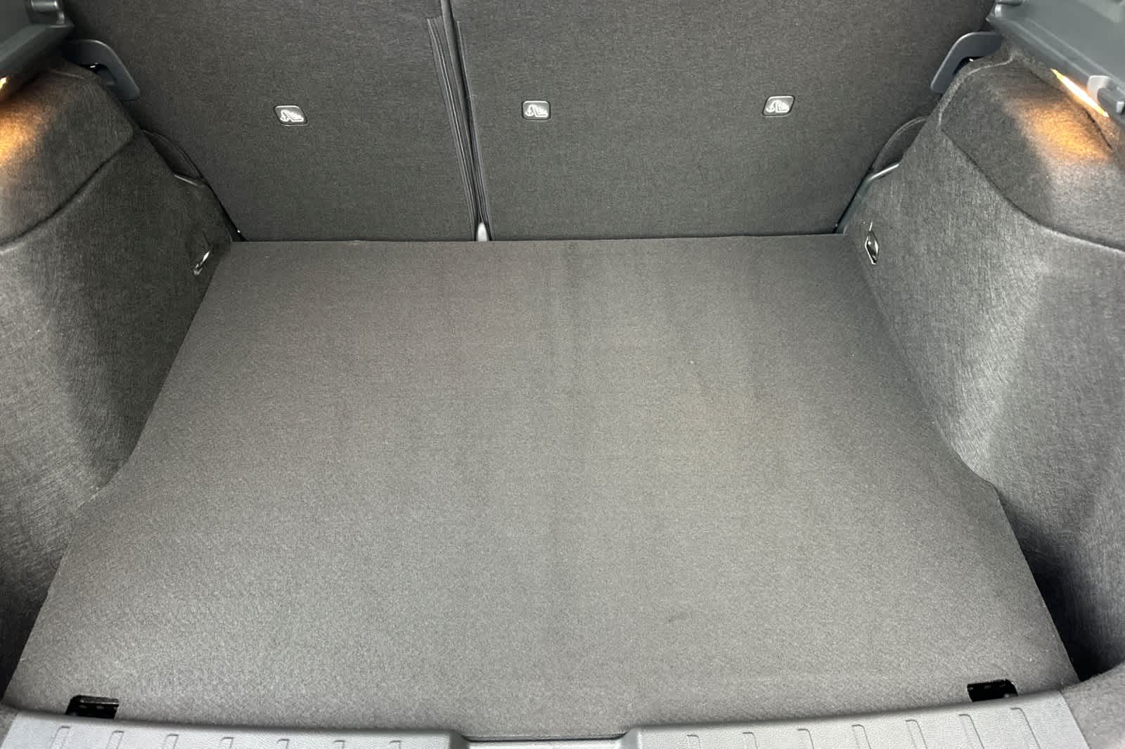 Thumbnail: 2025 Nissan Kicks - 15