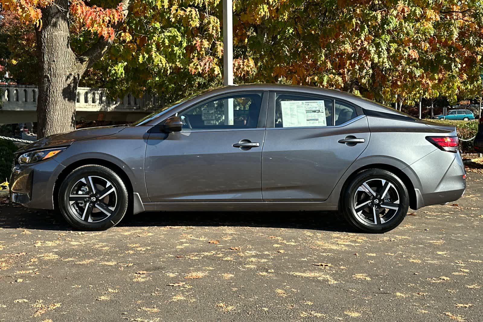 Thumbnail: 2025 Nissan Sentra - 5