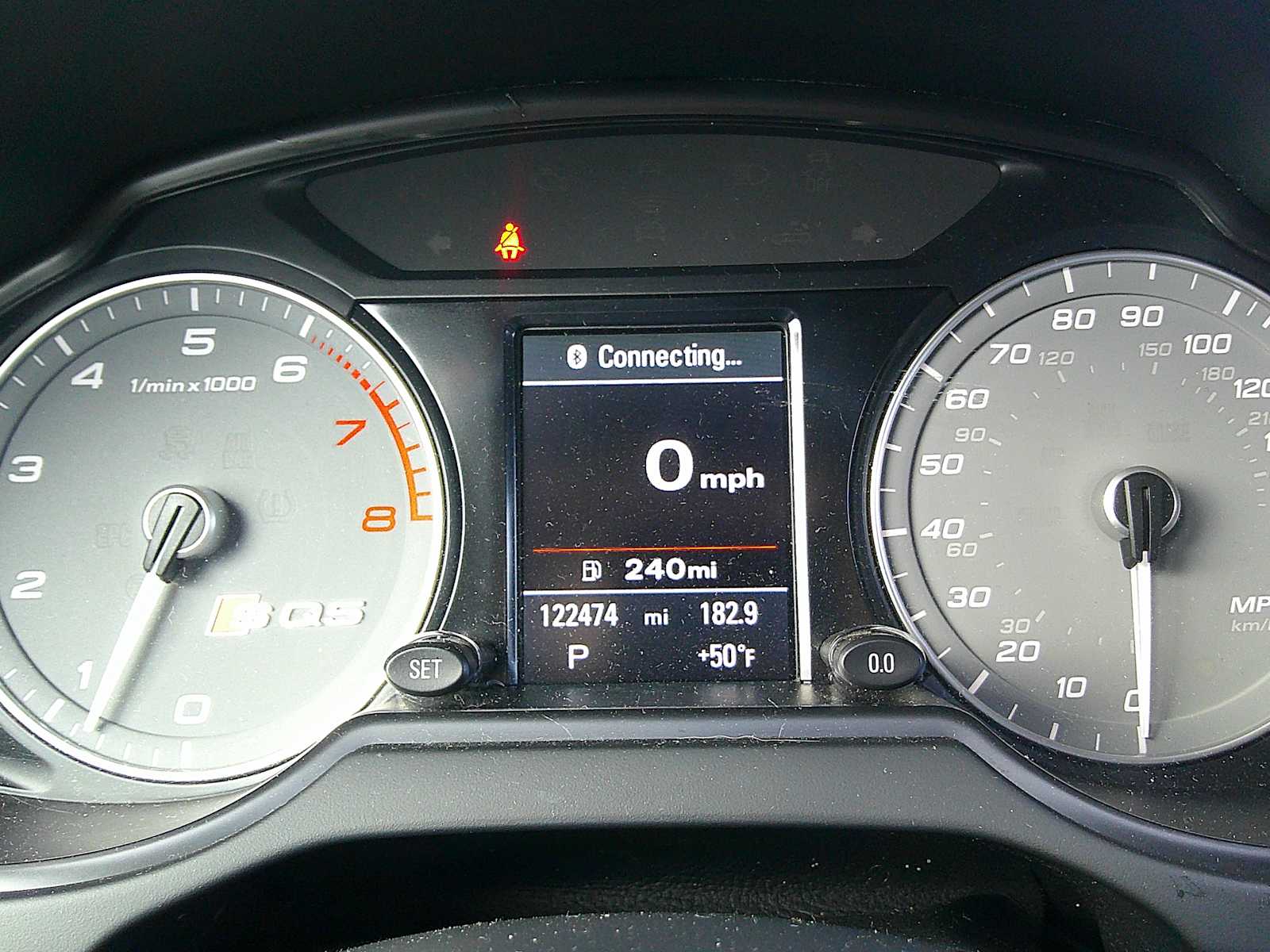 Thumbnail: 2014 Audi SQ5 - 10