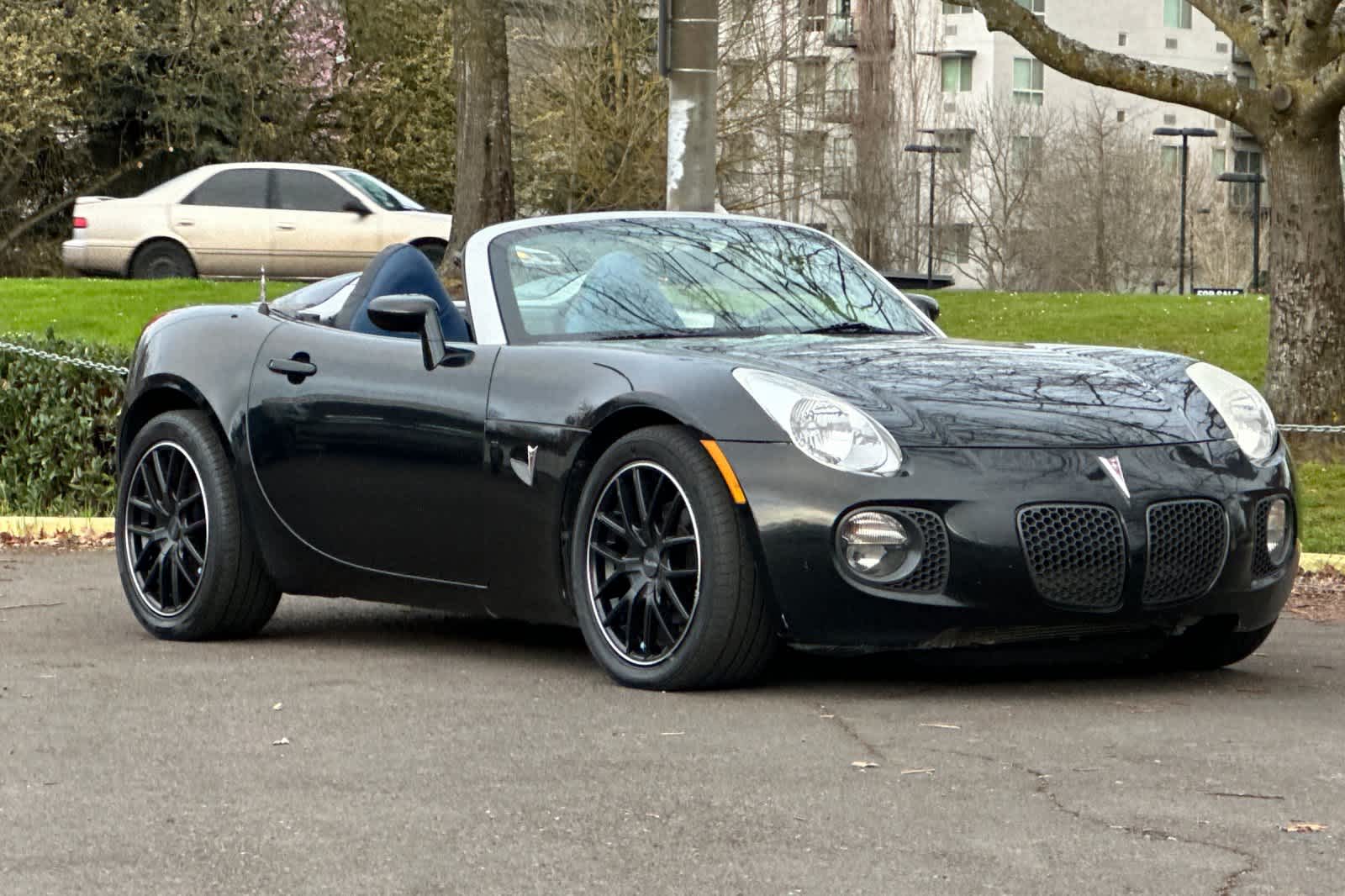 Thumbnail: 2007 Pontiac Solstice - 9