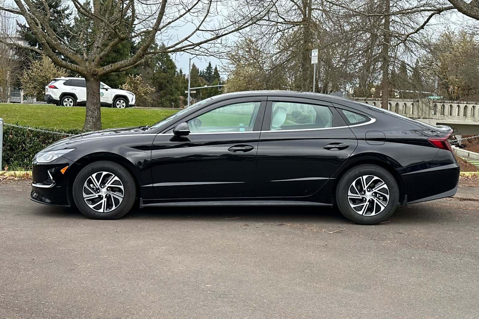 Thumbnail: 2023 Hyundai Sonata - 5