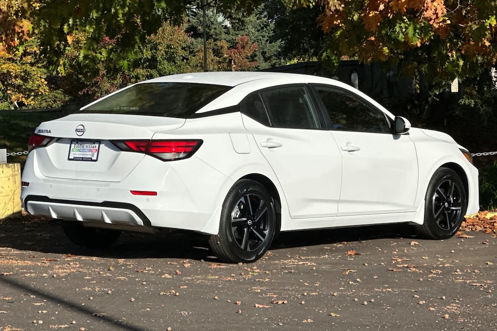 New 2025 Nissan Sentra SV Sedan