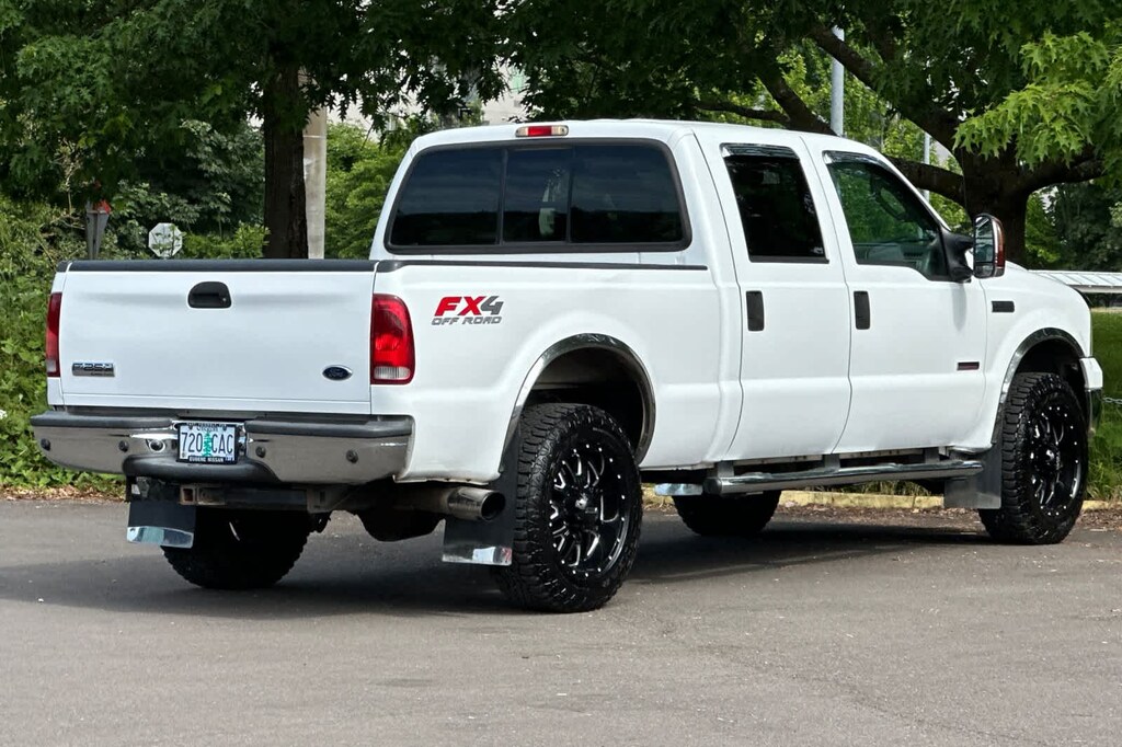 Used 2006 Ford F-250 Truck Crew Cab