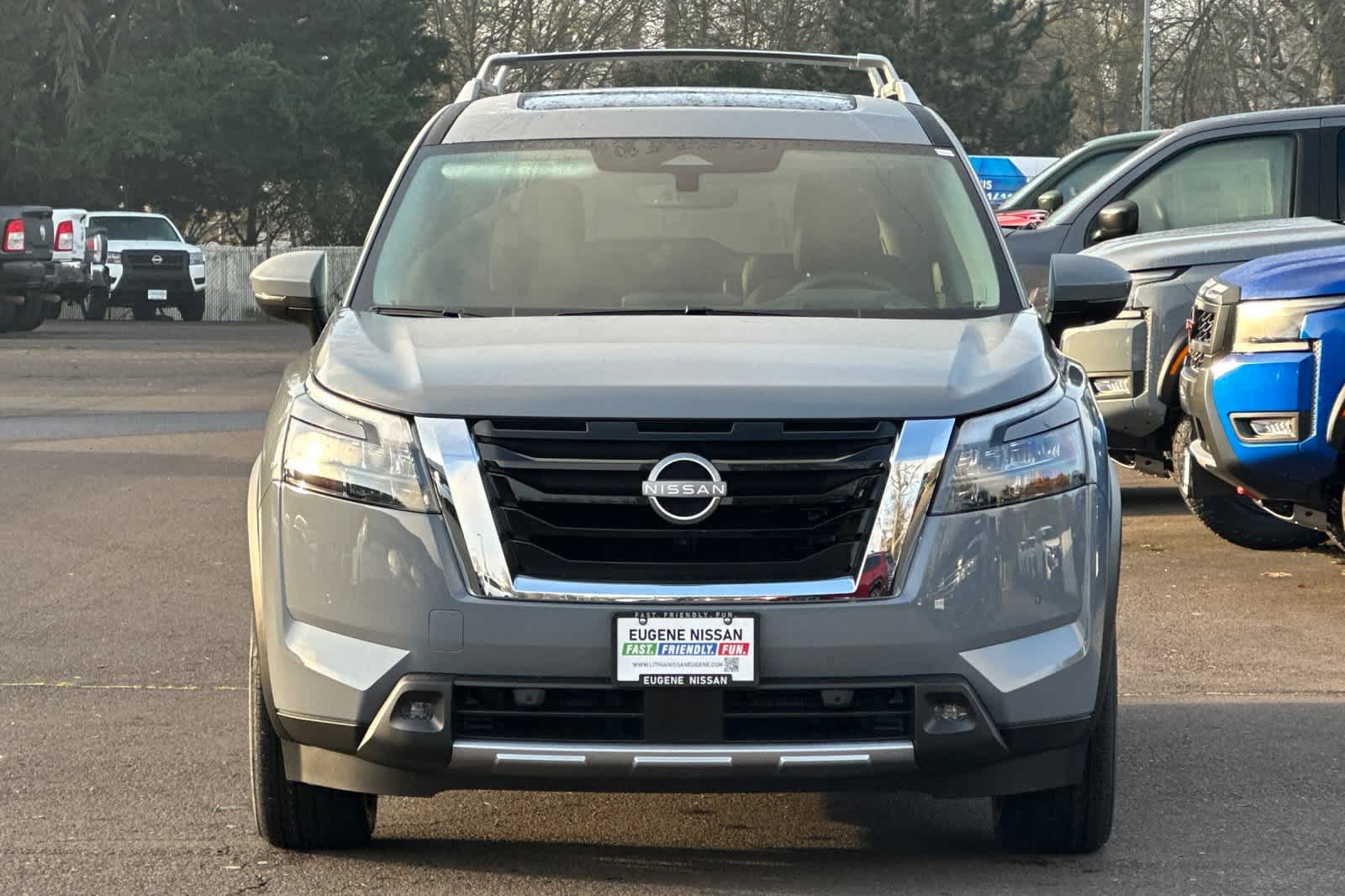 Thumbnail: 2025 Nissan Pathfinder - 10