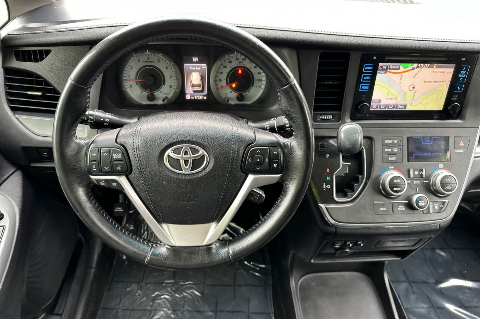 Thumbnail: 2015 Toyota Sienna - 14