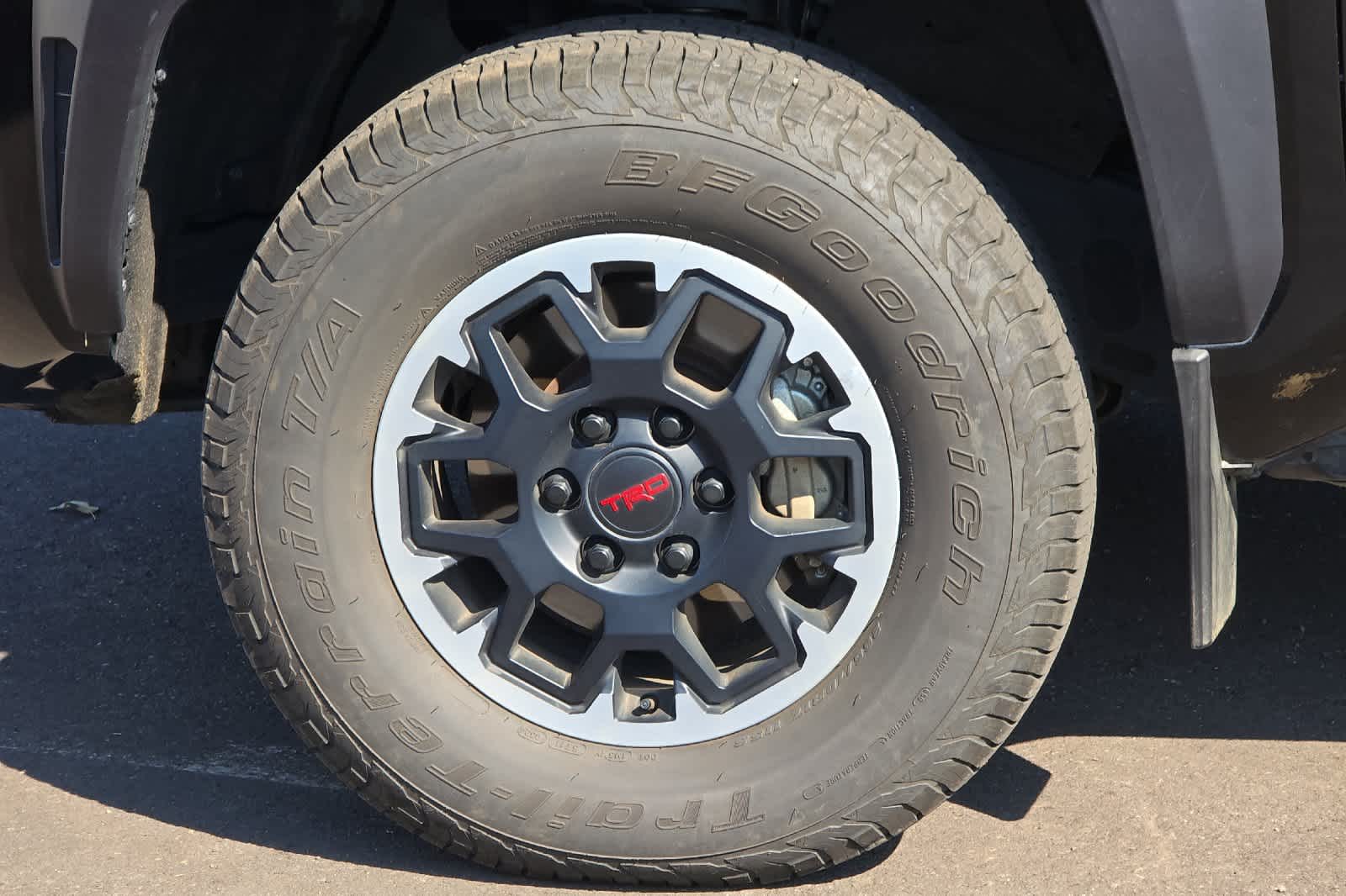 Thumbnail: 2024 Toyota Tacoma - 25