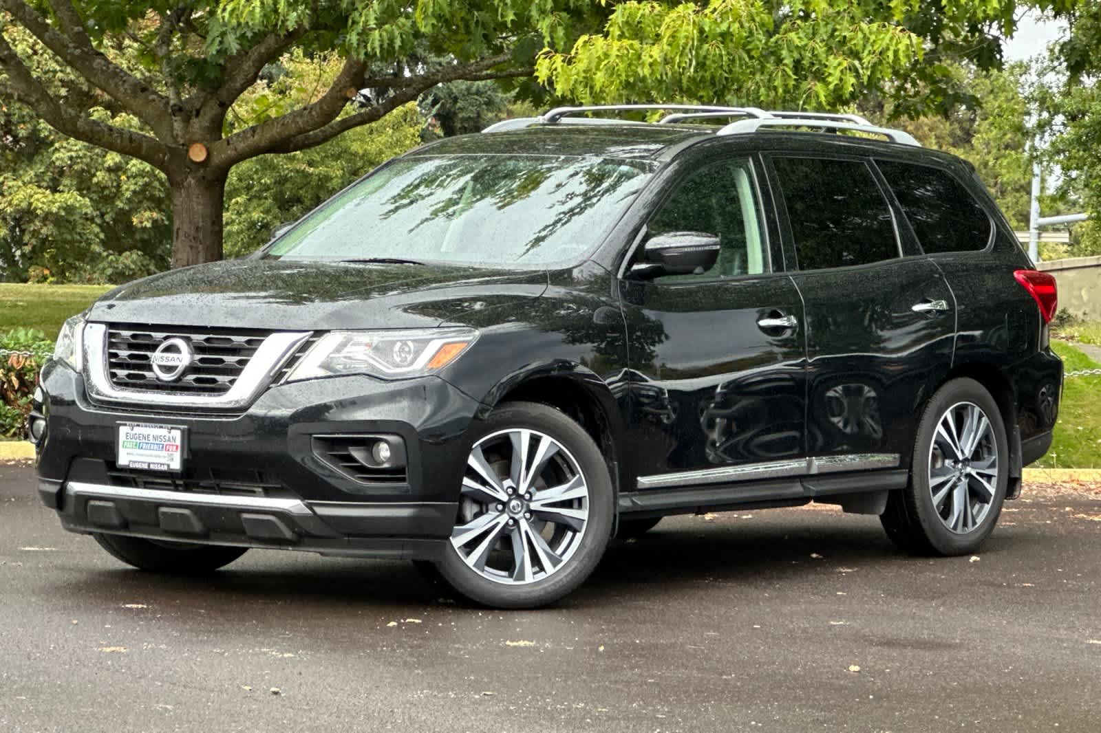 2019 Nissan Pathfinder SUV  2019 Nissan Pathfinder SUV