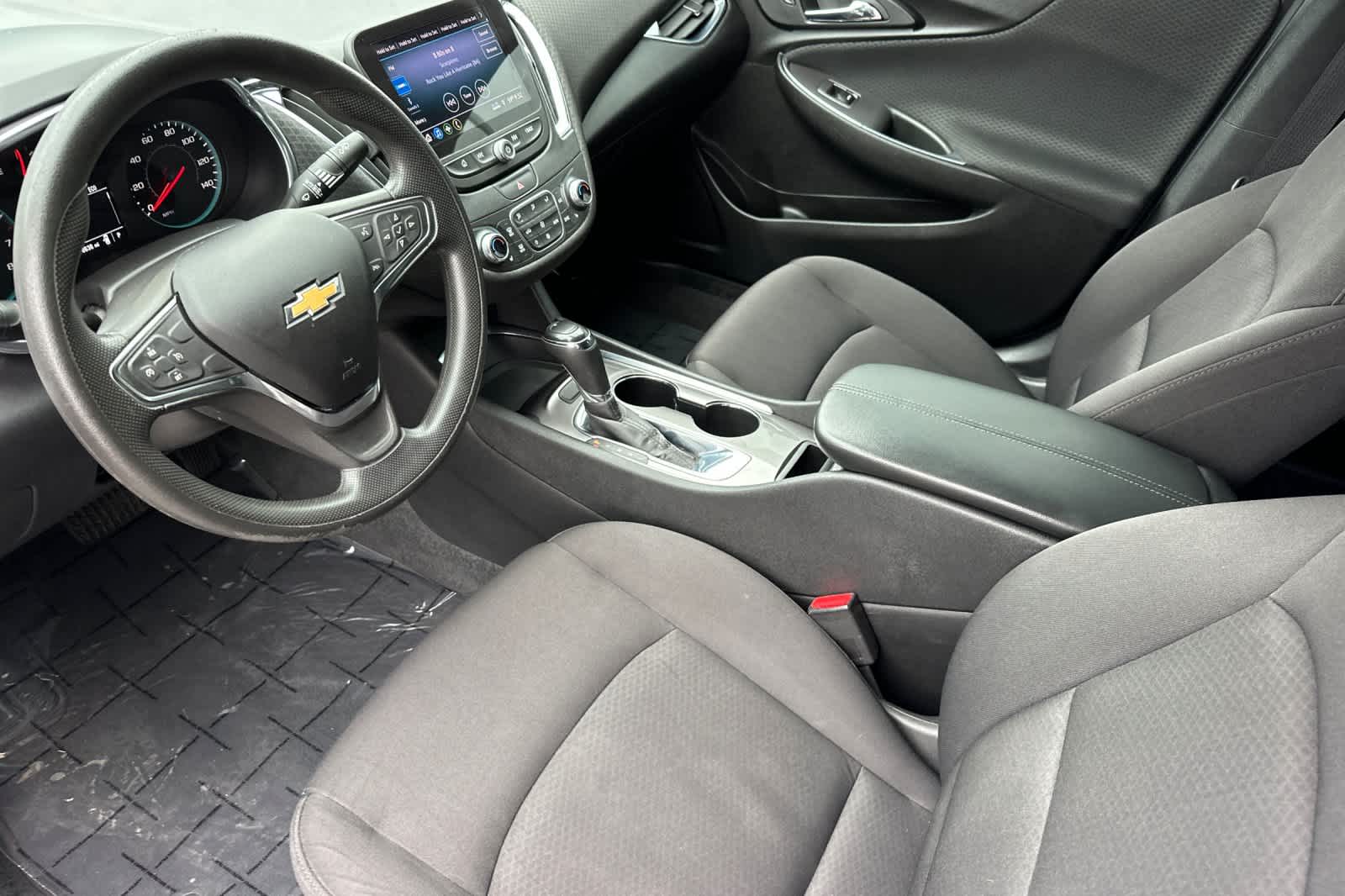 Thumbnail: 2019 Chevrolet Malibu - 11