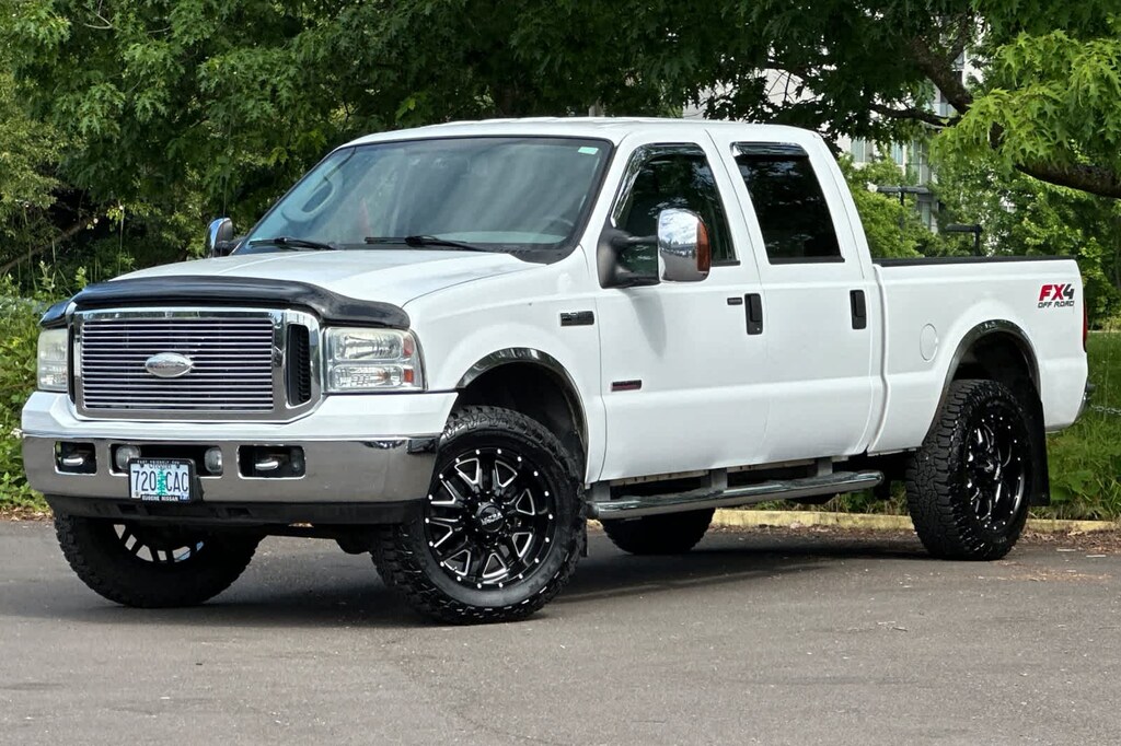 Used 2006 Ford F-250 Truck Crew Cab