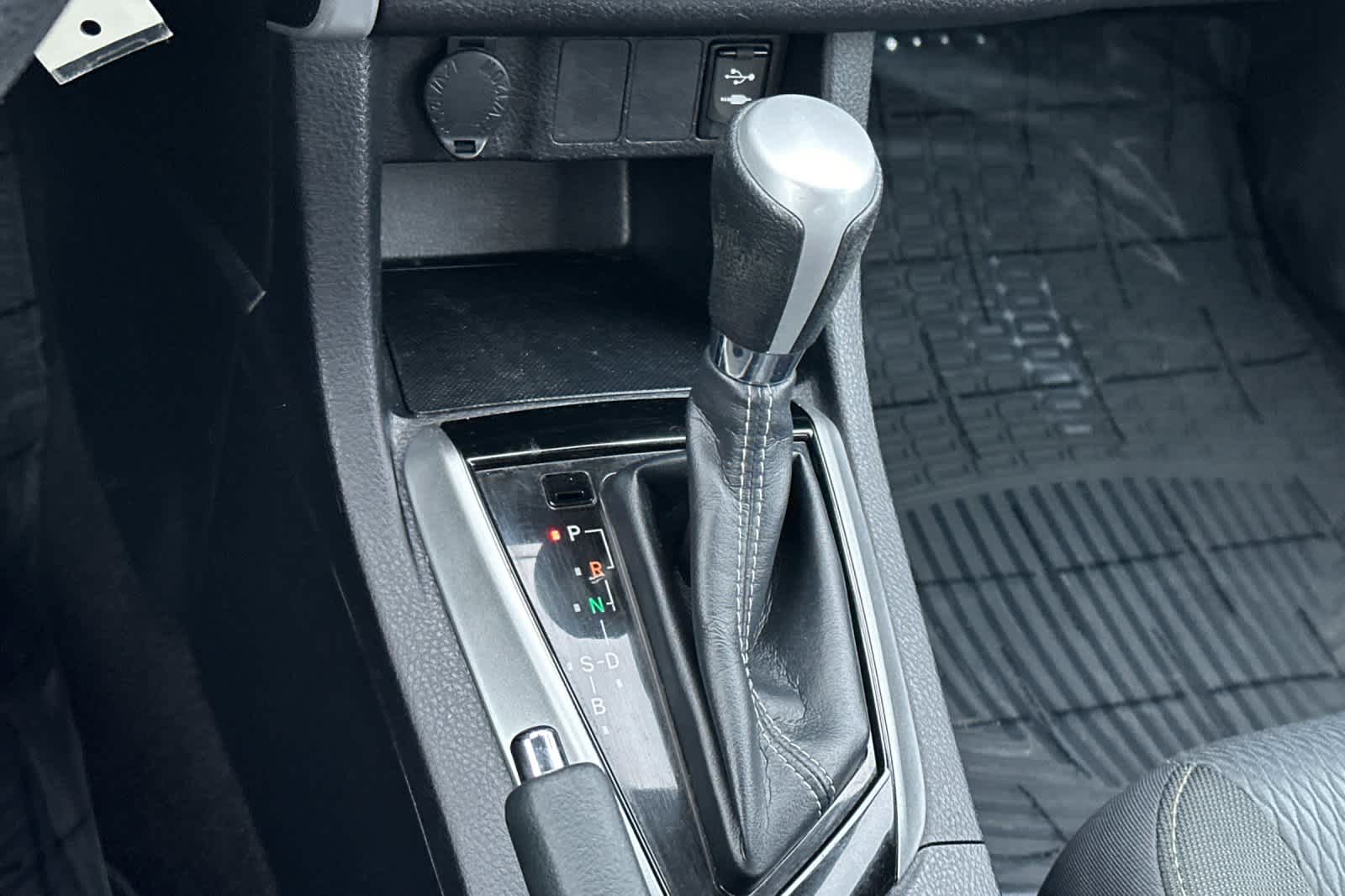 Thumbnail: 2018 Toyota Corolla - 20