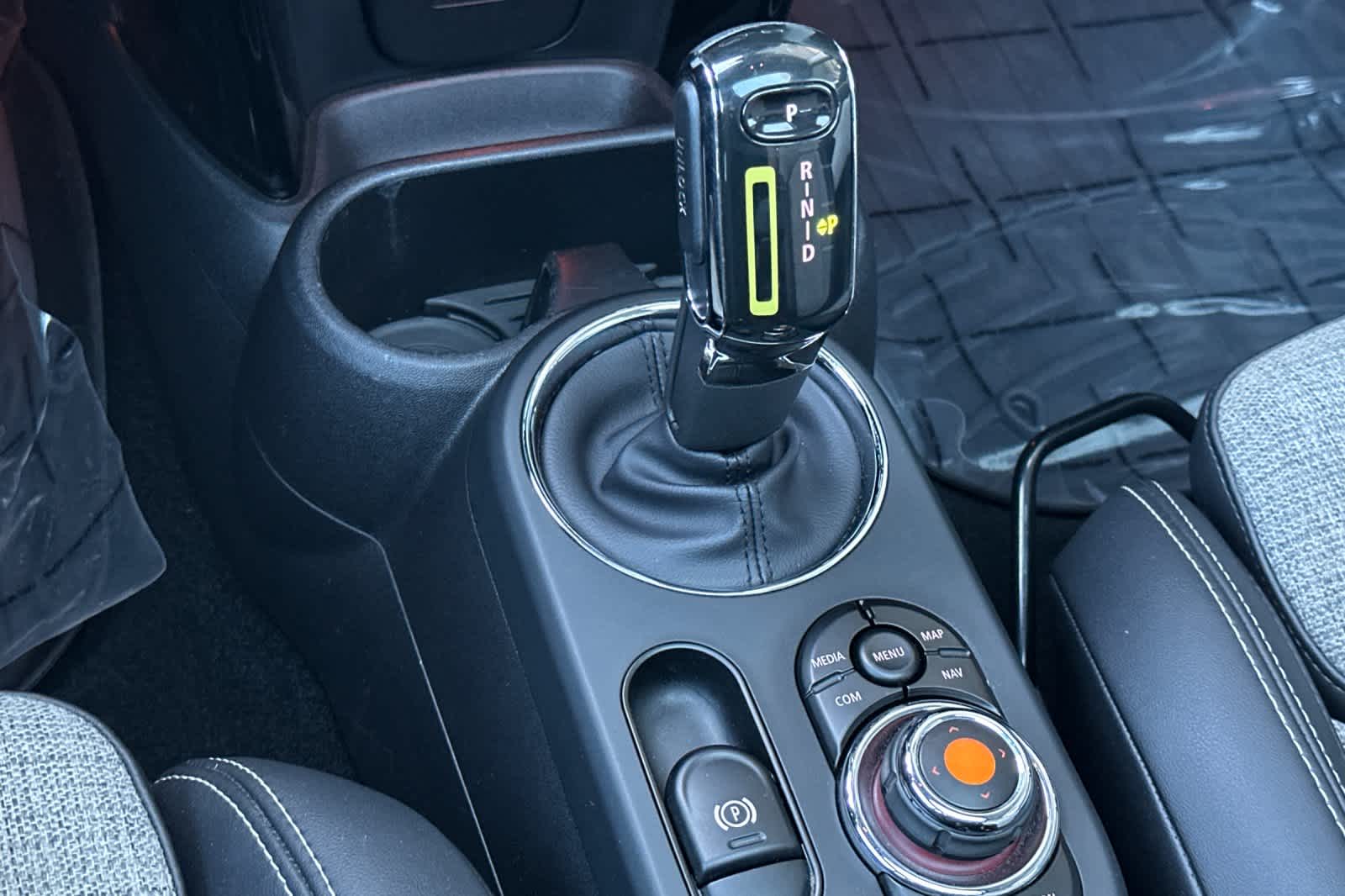 Thumbnail: 2021 MINI Cooper Hardtop - 22