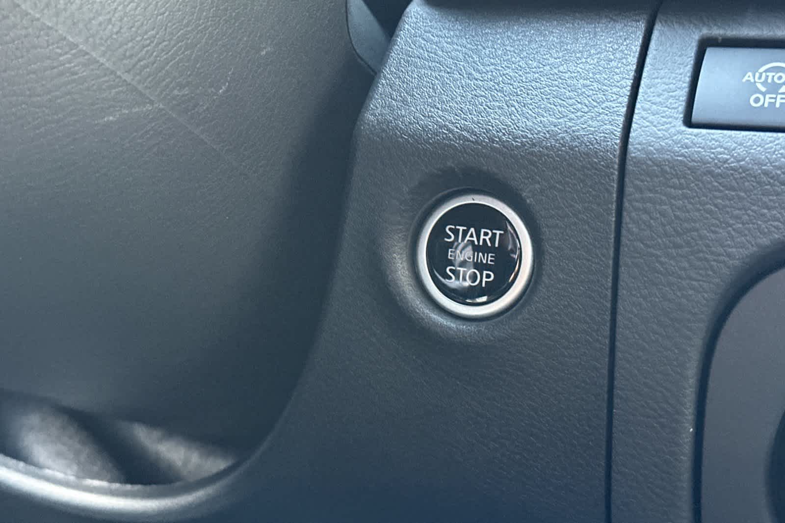 Thumbnail: 2025 Nissan Frontier - 21