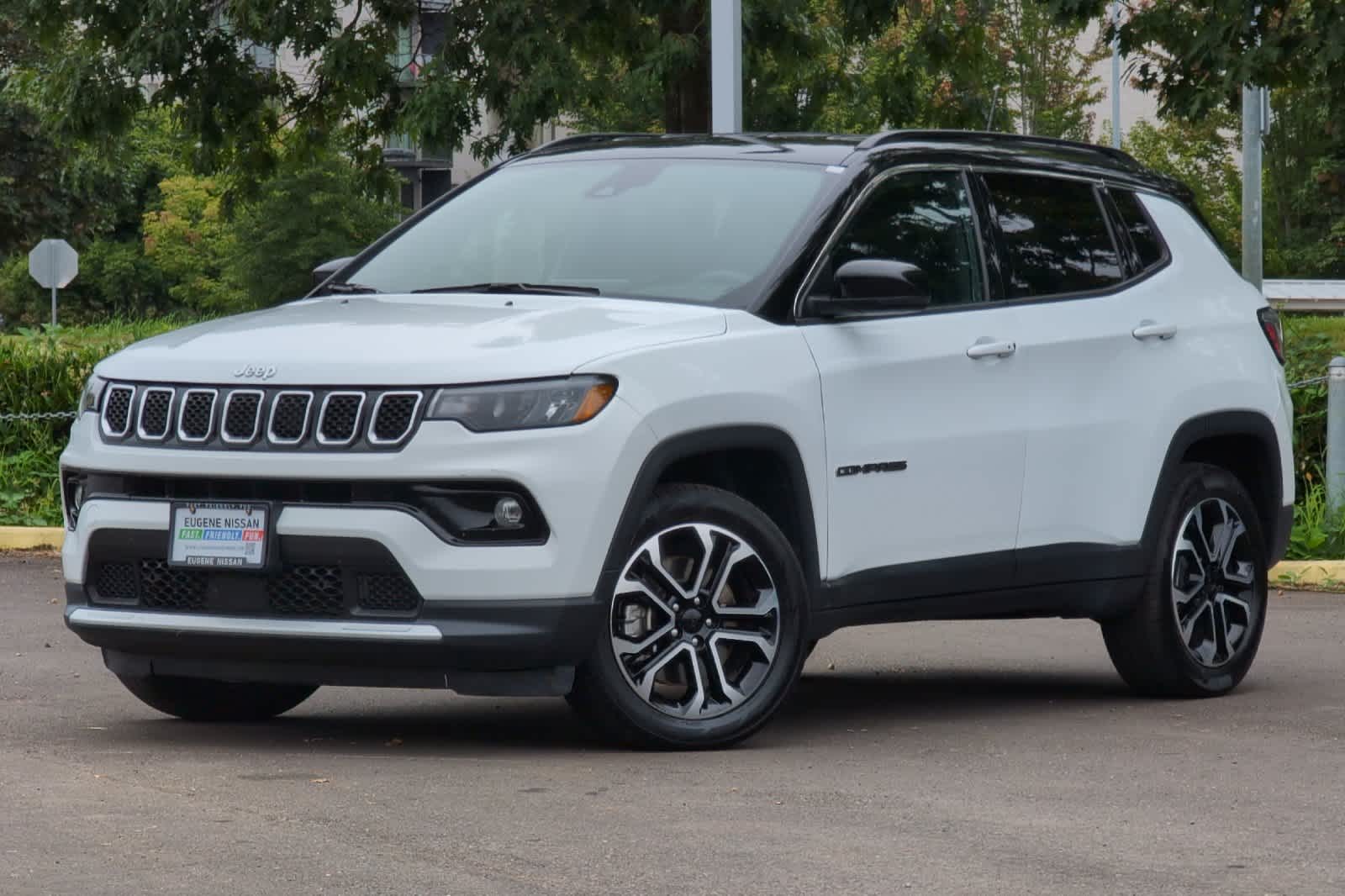2023 Jeep Compass Limited's photo