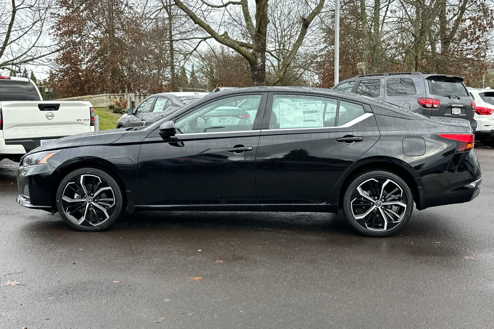 Thumbnail: 2025 Nissan Altima - 5