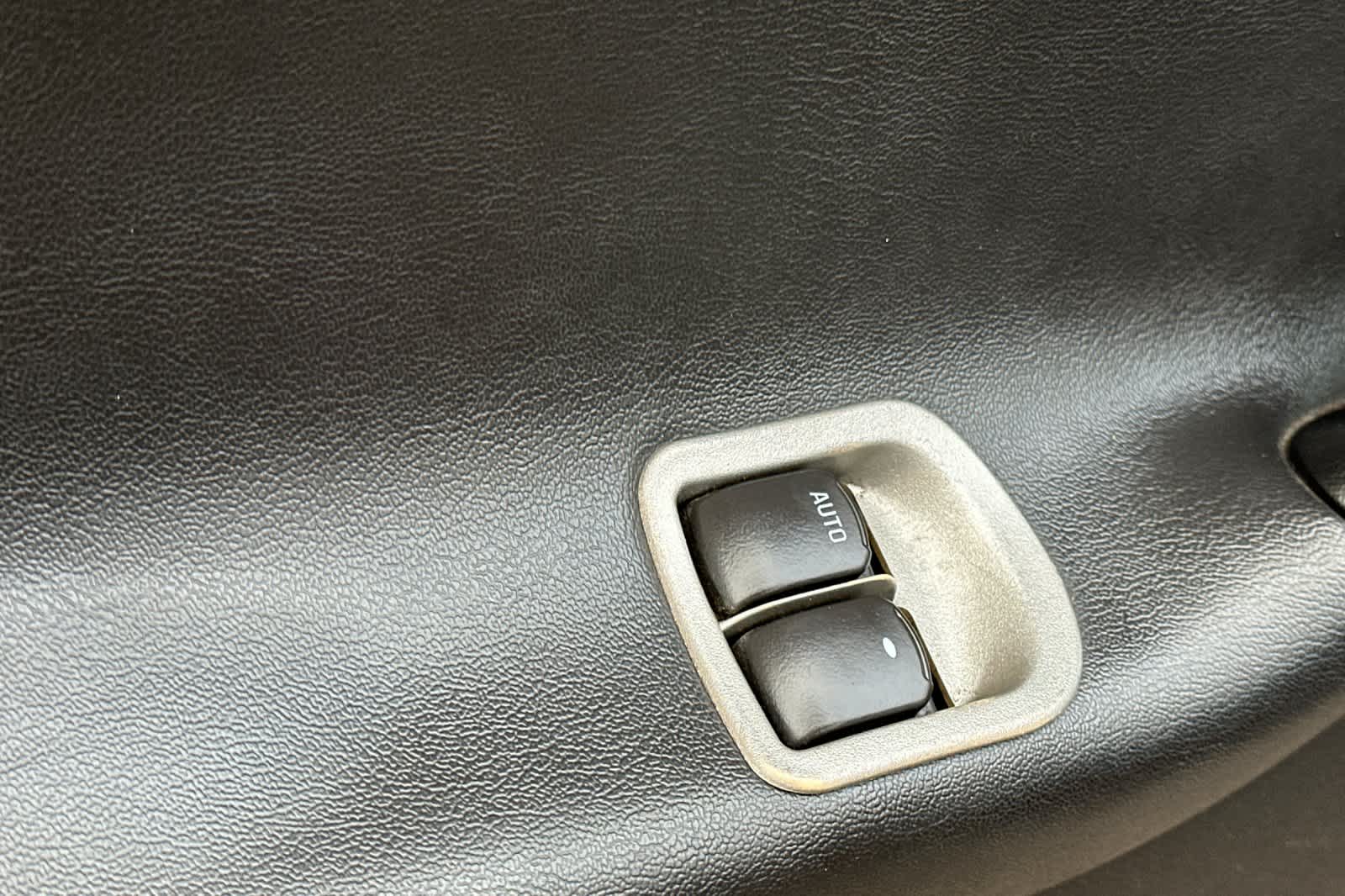 Thumbnail: 2007 Pontiac Solstice - 15