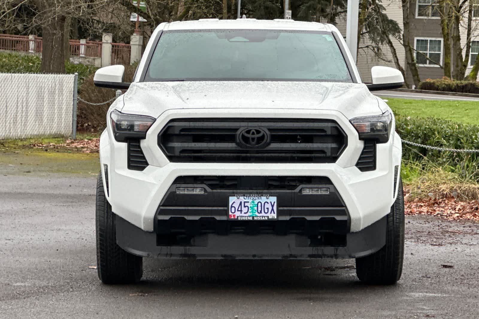 Thumbnail: 2024 Toyota Tacoma - 10