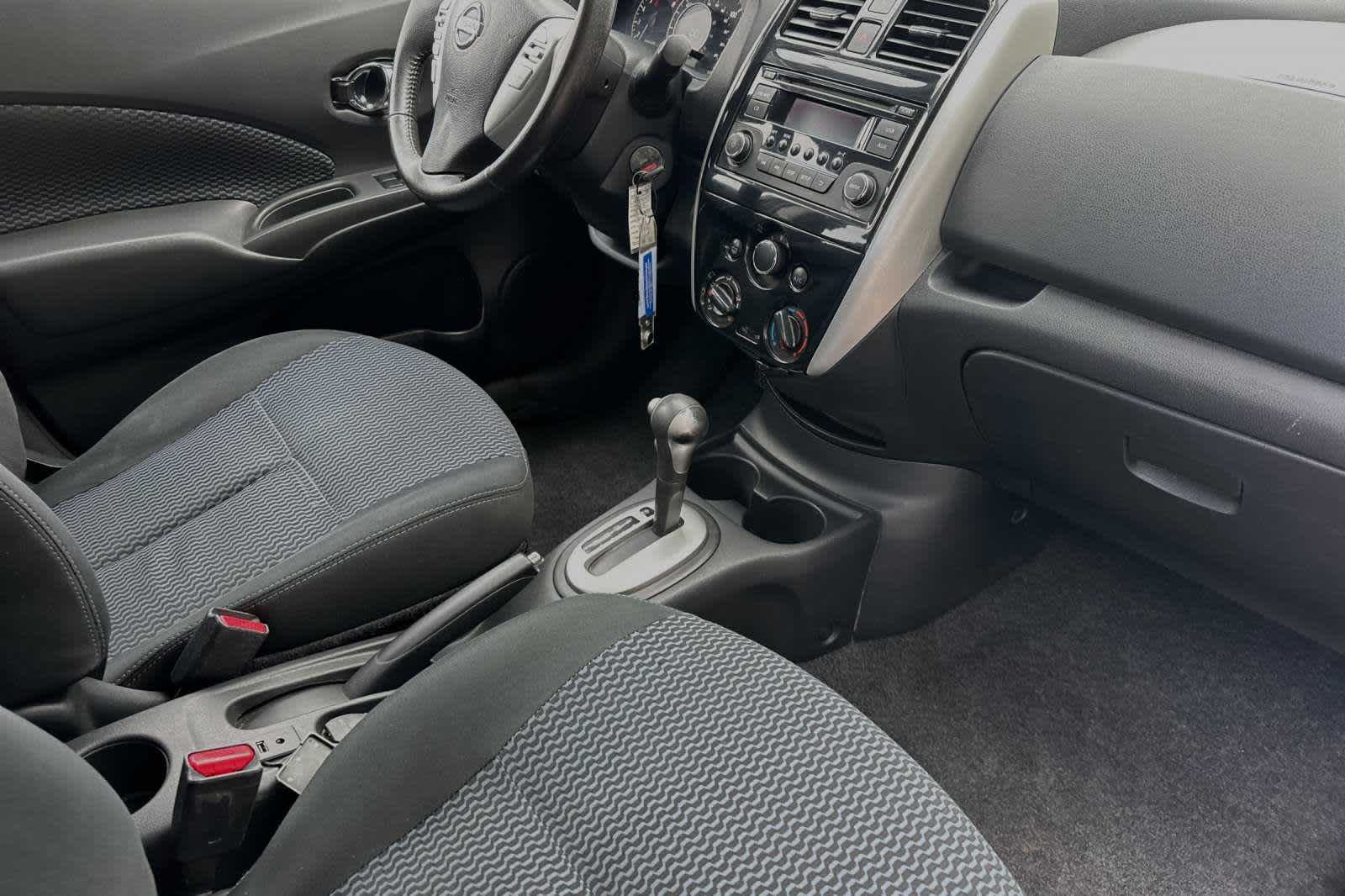 Thumbnail: 2015 Nissan Versa Note - 16
