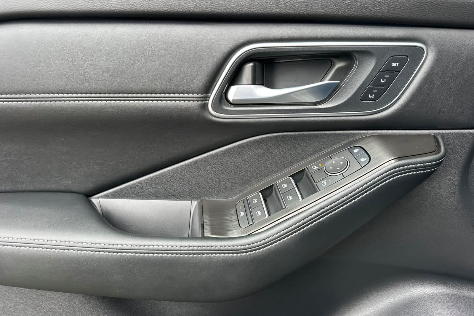 Thumbnail: 2026 Nissan Rogue - 12