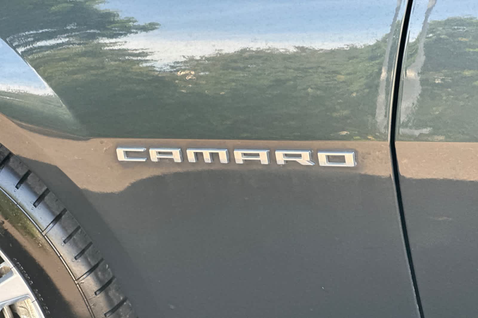 Thumbnail: 2014 Chevrolet Camaro - 24