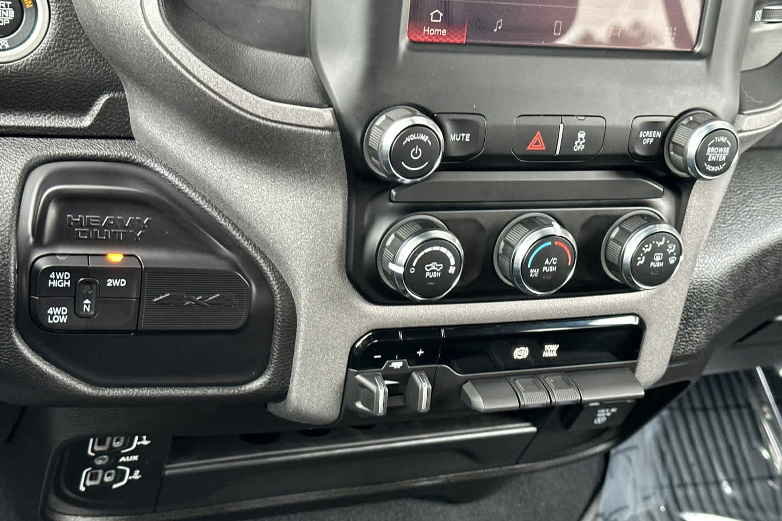 Thumbnail: 2024 RAM 3500 - 19