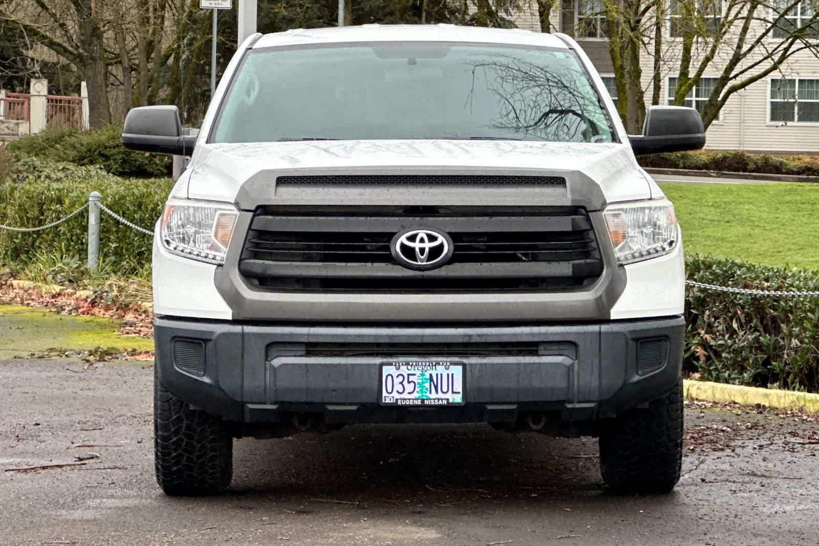 Thumbnail: 2016 Toyota Tundra - 10