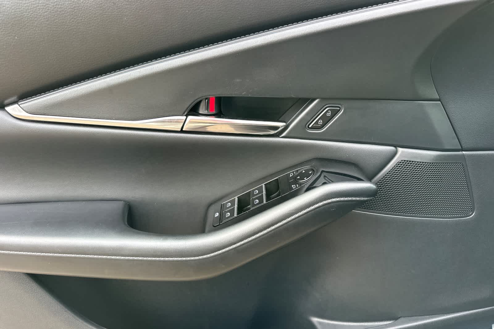 Thumbnail: 2025 Mazda CX-30 - 12