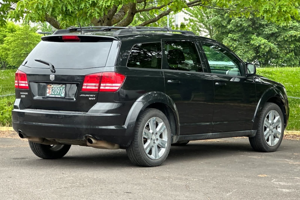 Used 2010 Dodge Journey SXT SUV