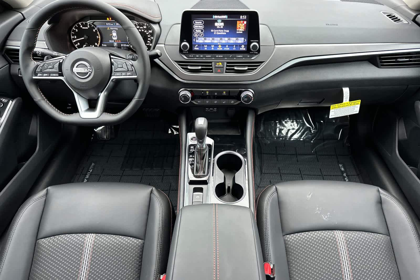 2025 Nissan Altima SR photo 3