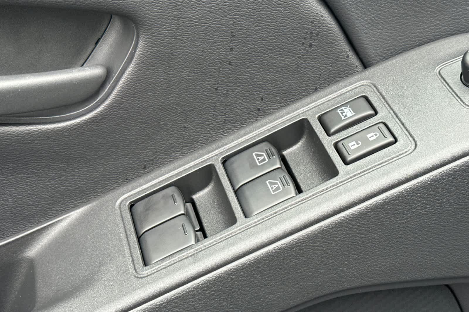 Thumbnail: 2026 Nissan Frontier - 13