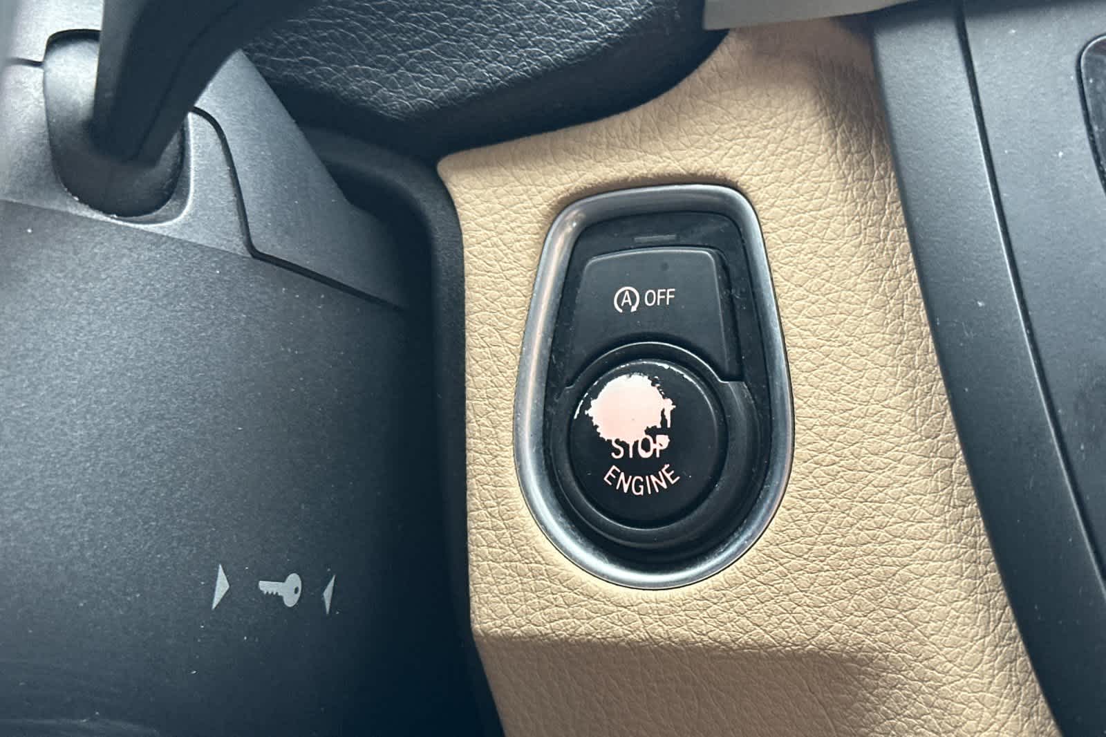 Thumbnail: 2012 BMW 3 Series - 22