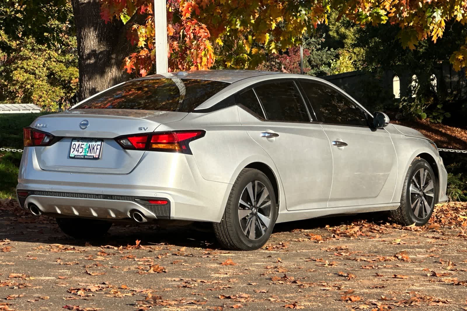 Used 2019 Nissan Altima SV with VIN 1N4BL4DVXKC148872 for sale in Eugene, OR