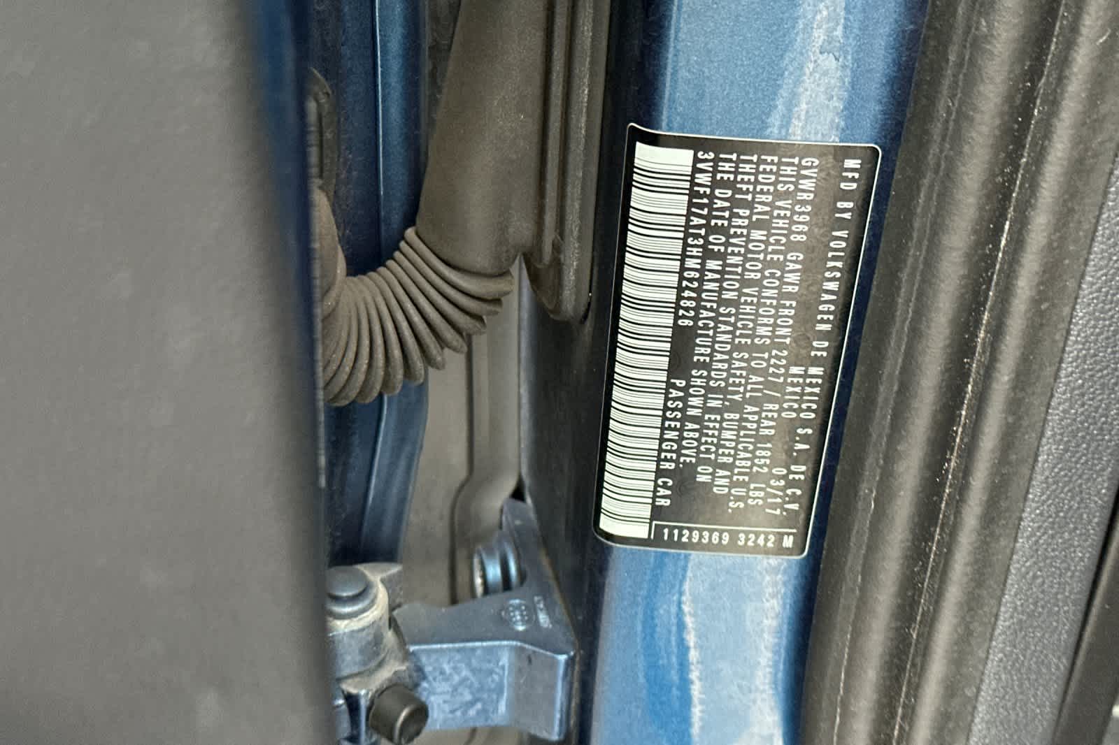 Thumbnail: 2017 Volkswagen Beetle - 29