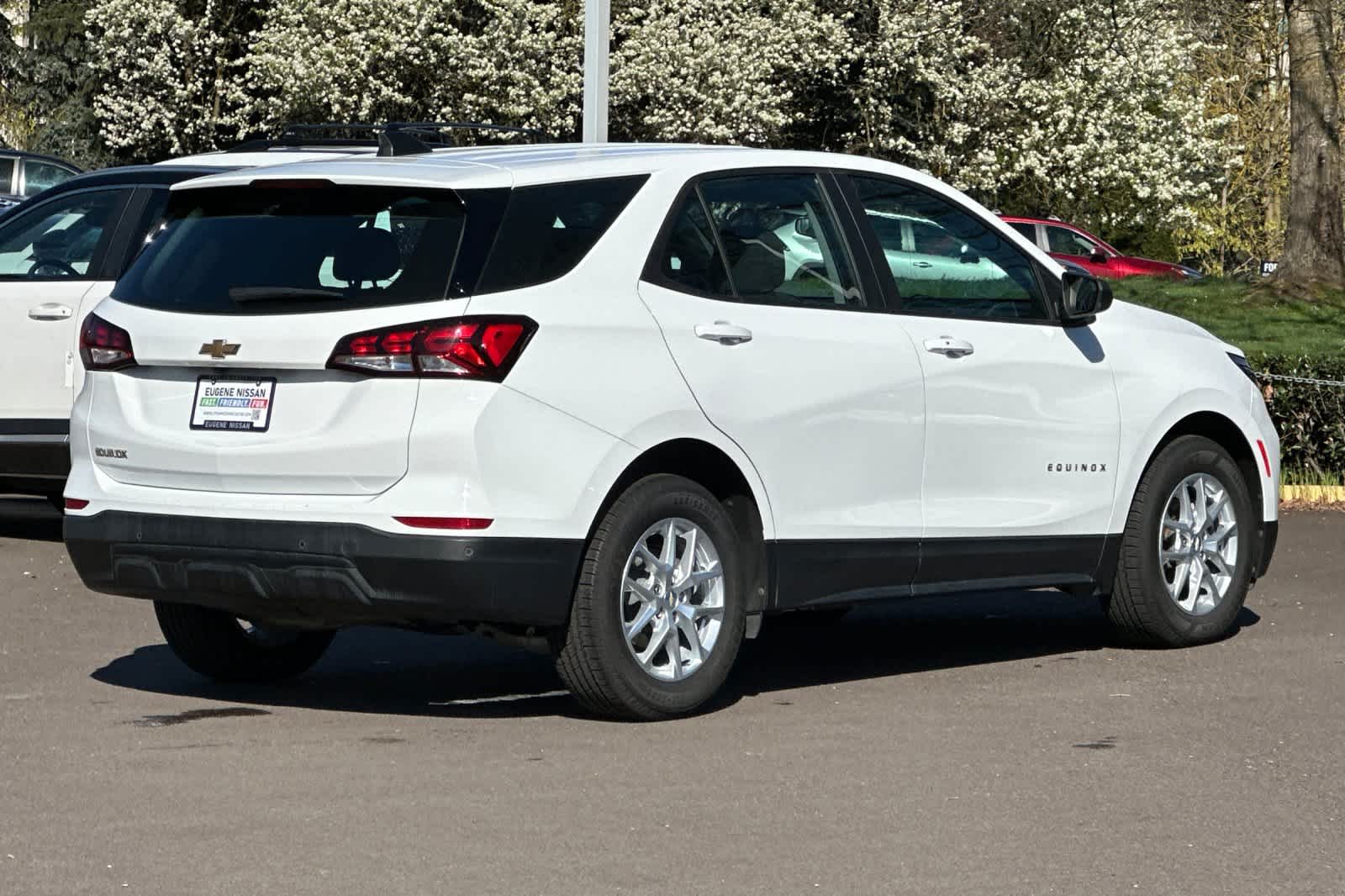 Thumbnail: 2022 Chevrolet Equinox - 2