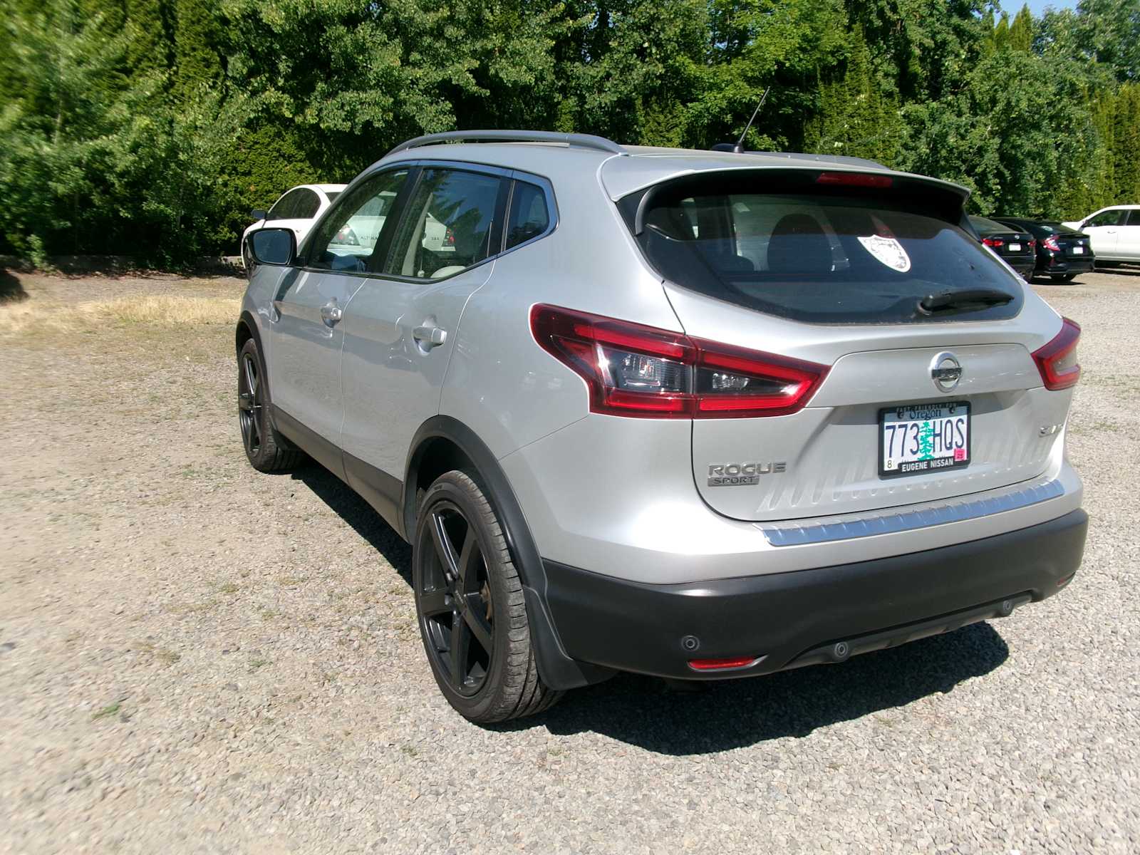 2020 Nissan Rogue Sport SL 3
