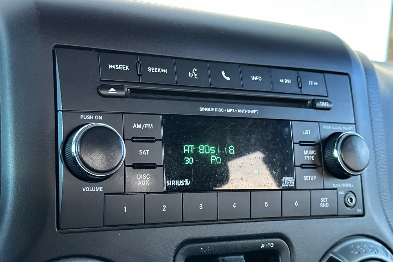 Thumbnail: 2016 Jeep Wrangler - 18