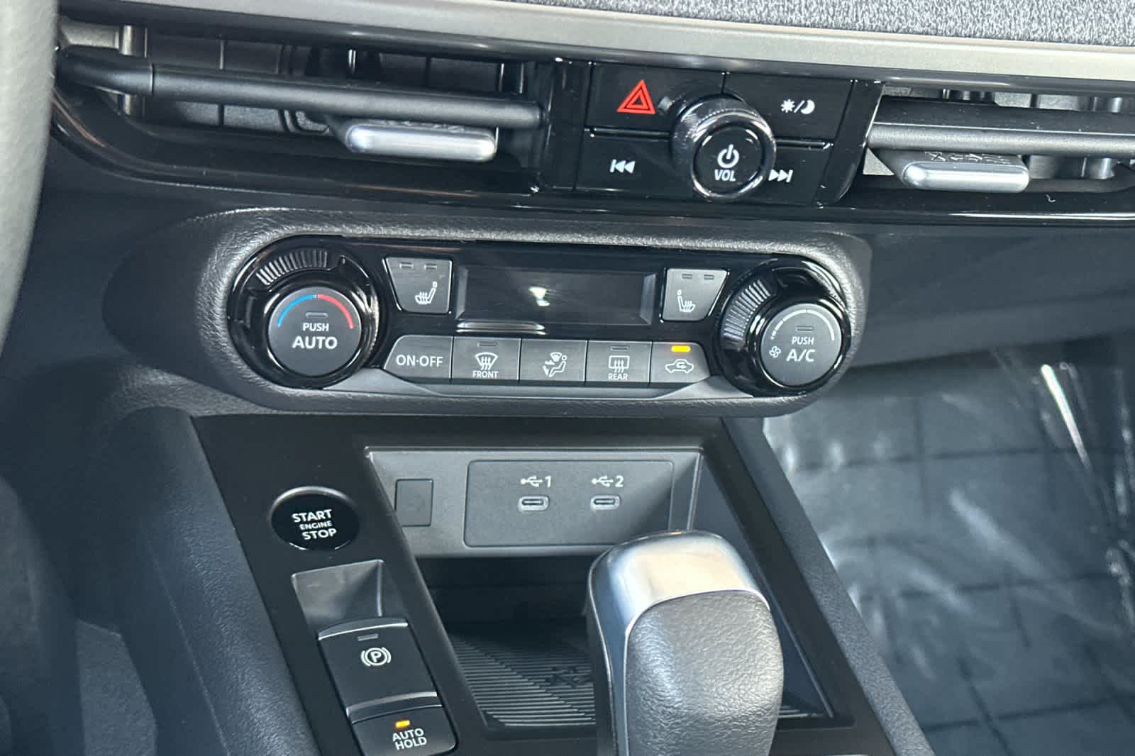 Thumbnail: 2026 Nissan Kicks - 20