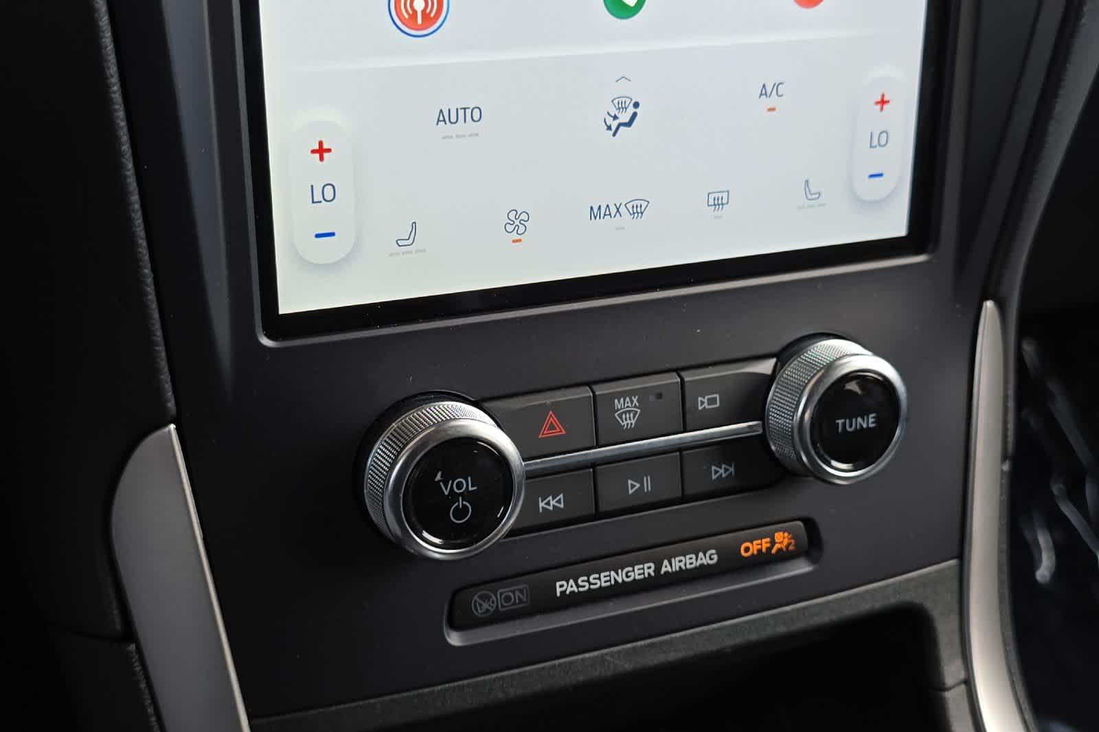 Thumbnail: 2024 Ford Edge - 20