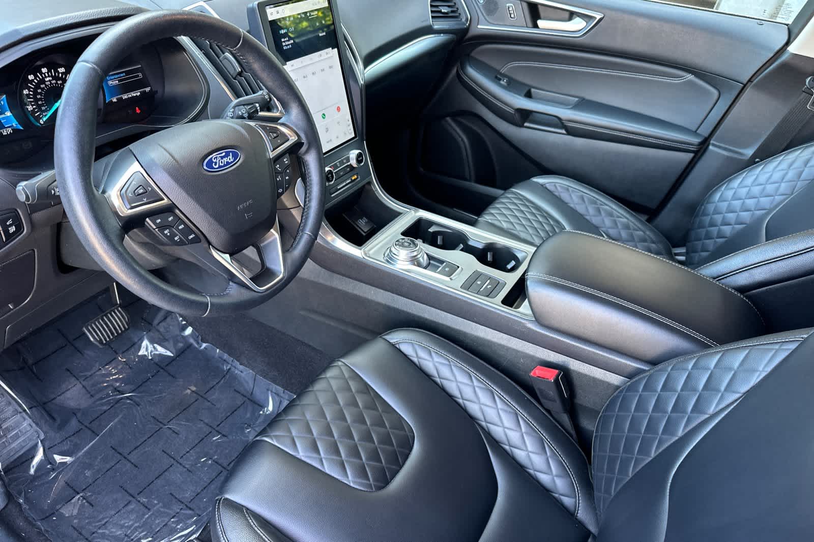 Thumbnail: 2023 Ford Edge - 10