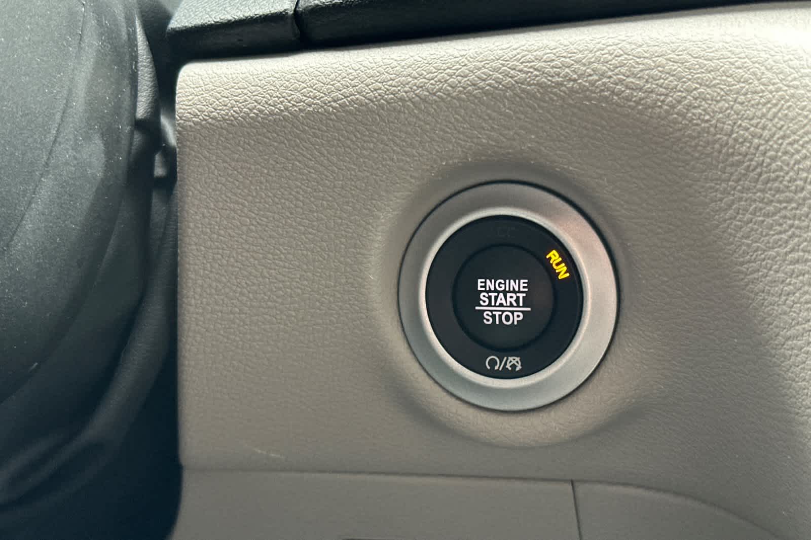 Thumbnail: 2024 Chrysler Pacifica - 23