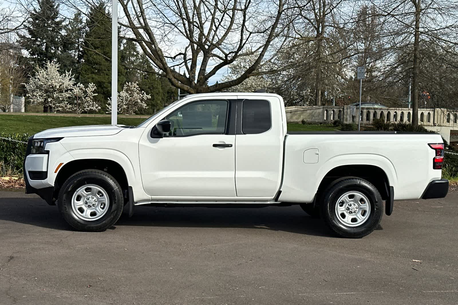 Thumbnail: 2026 Nissan Frontier - 5