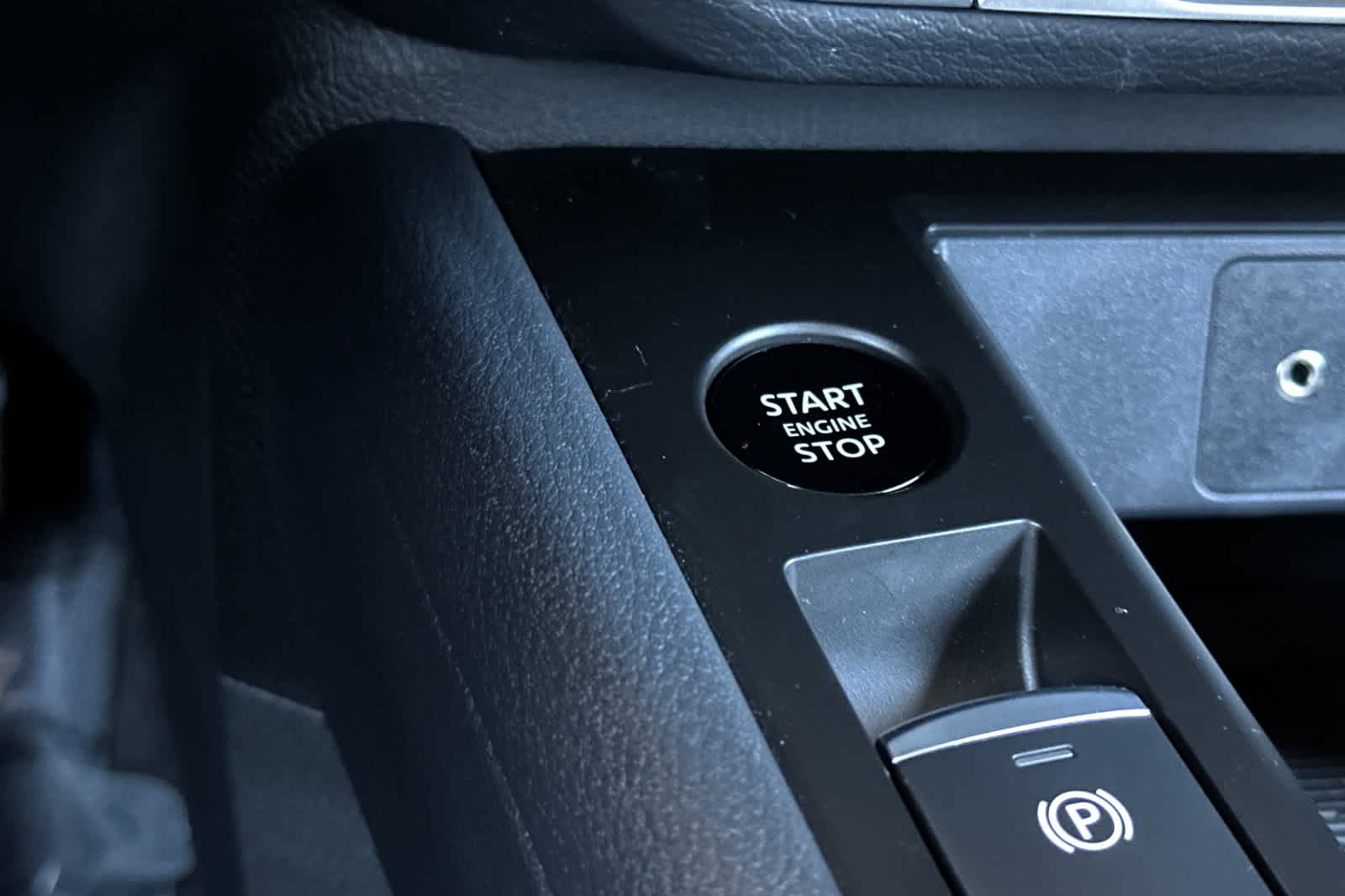 Thumbnail: 2025 Nissan Kicks - 22