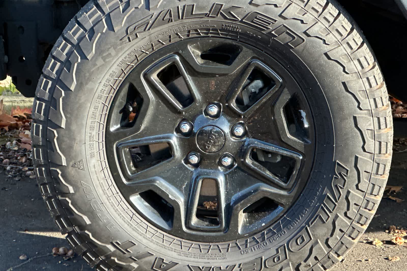 Thumbnail: 2017 Jeep Wrangler - 24