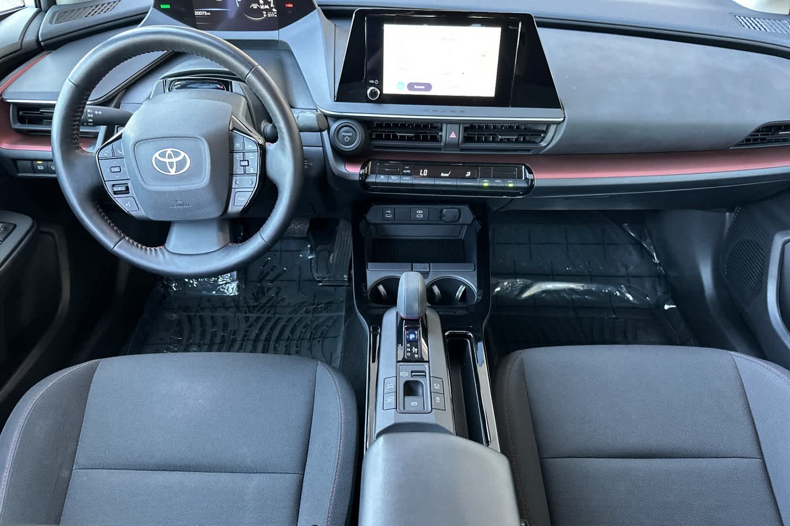 2024 Toyota Prius Prime SE photo 3