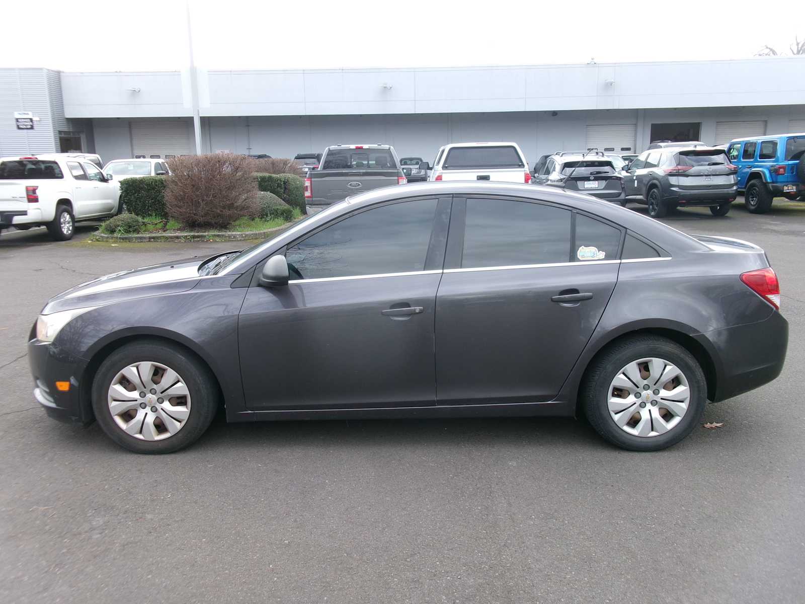 Thumbnail: 2011 Chevrolet Cruze - 2