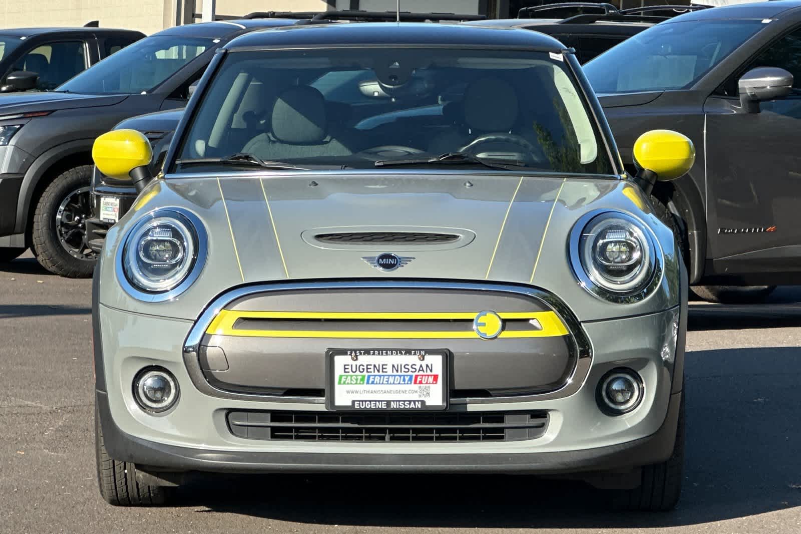 Thumbnail: 2021 MINI Cooper Hardtop - 10