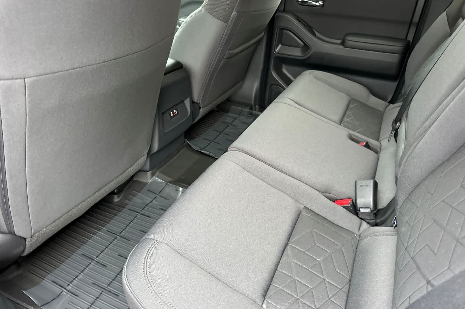 Thumbnail: 2026 Nissan Frontier - 4