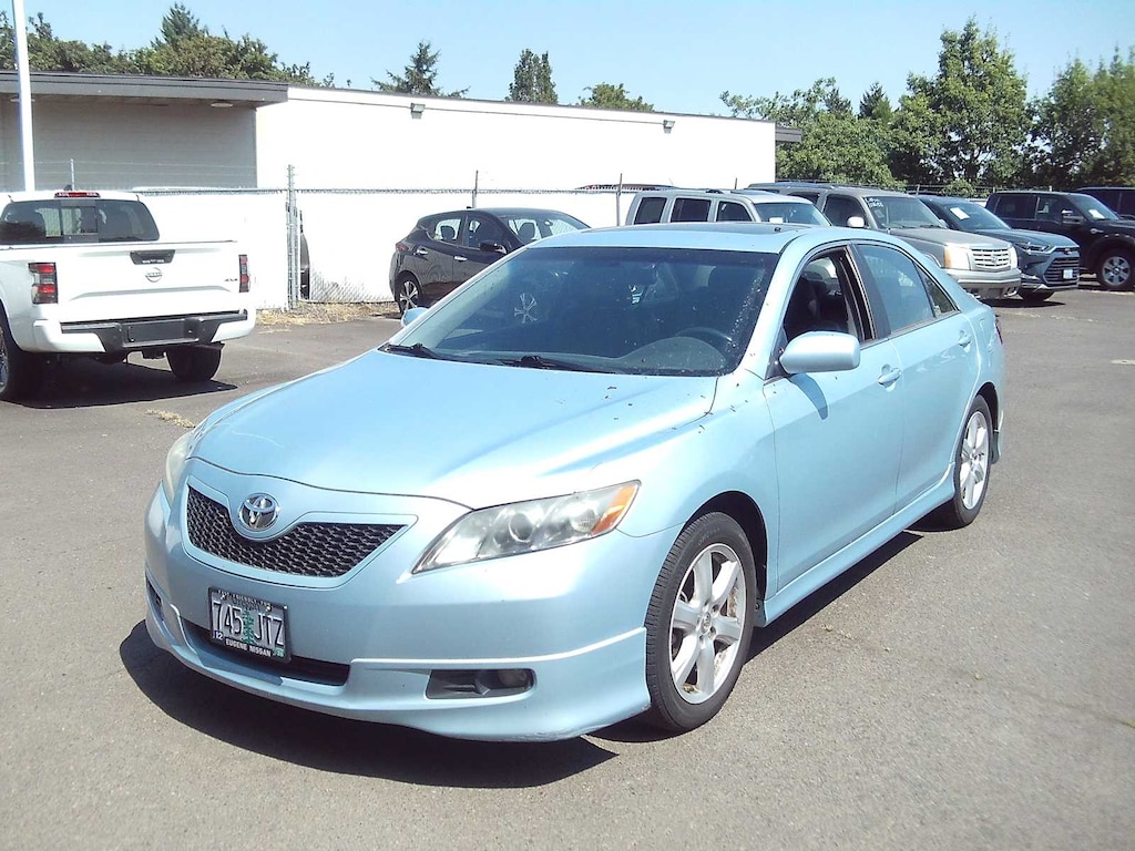 Used 2009 Toyota Camry SE Sedan