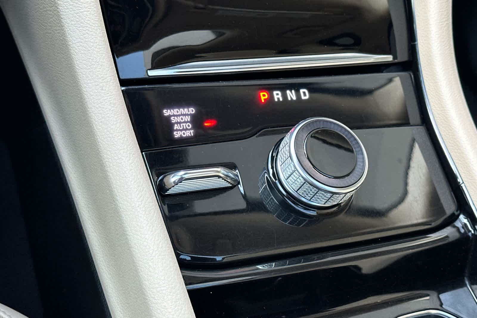 Thumbnail: 2021 Jeep Grand Cherokee L - 23