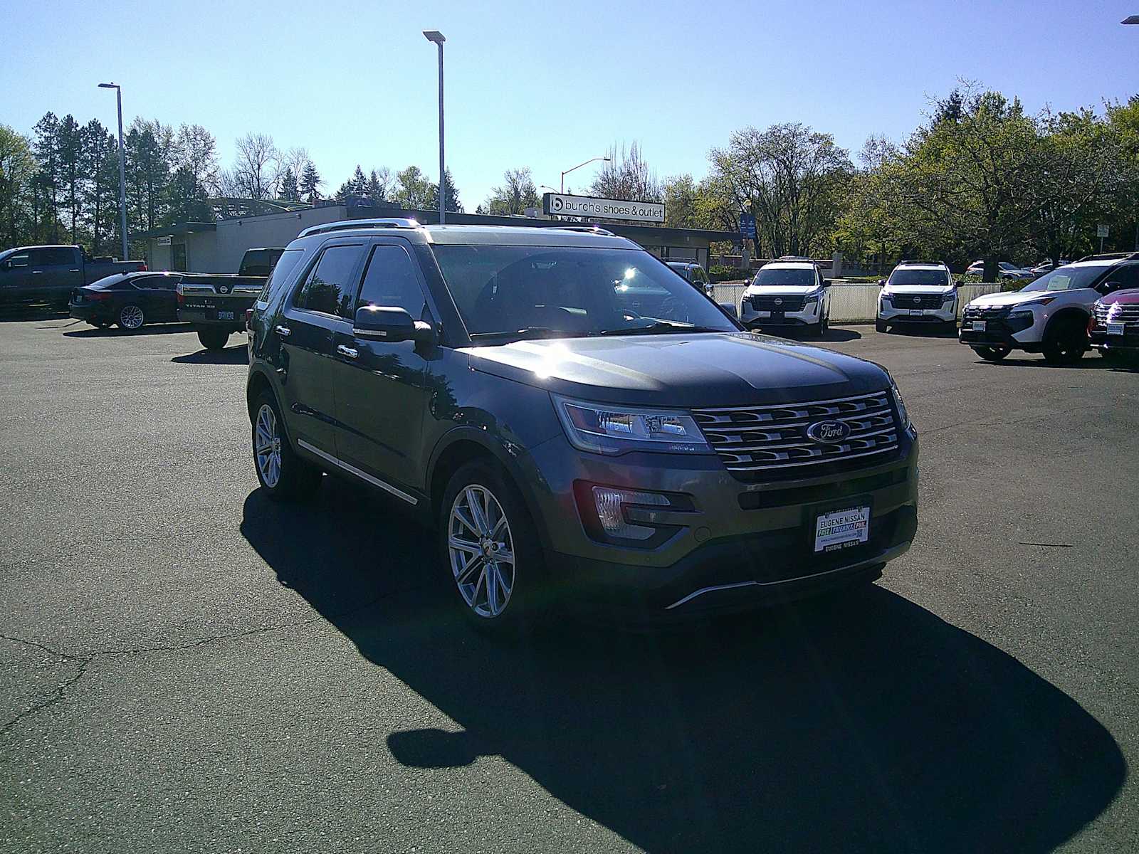 Thumbnail: 2016 Ford Explorer - 7