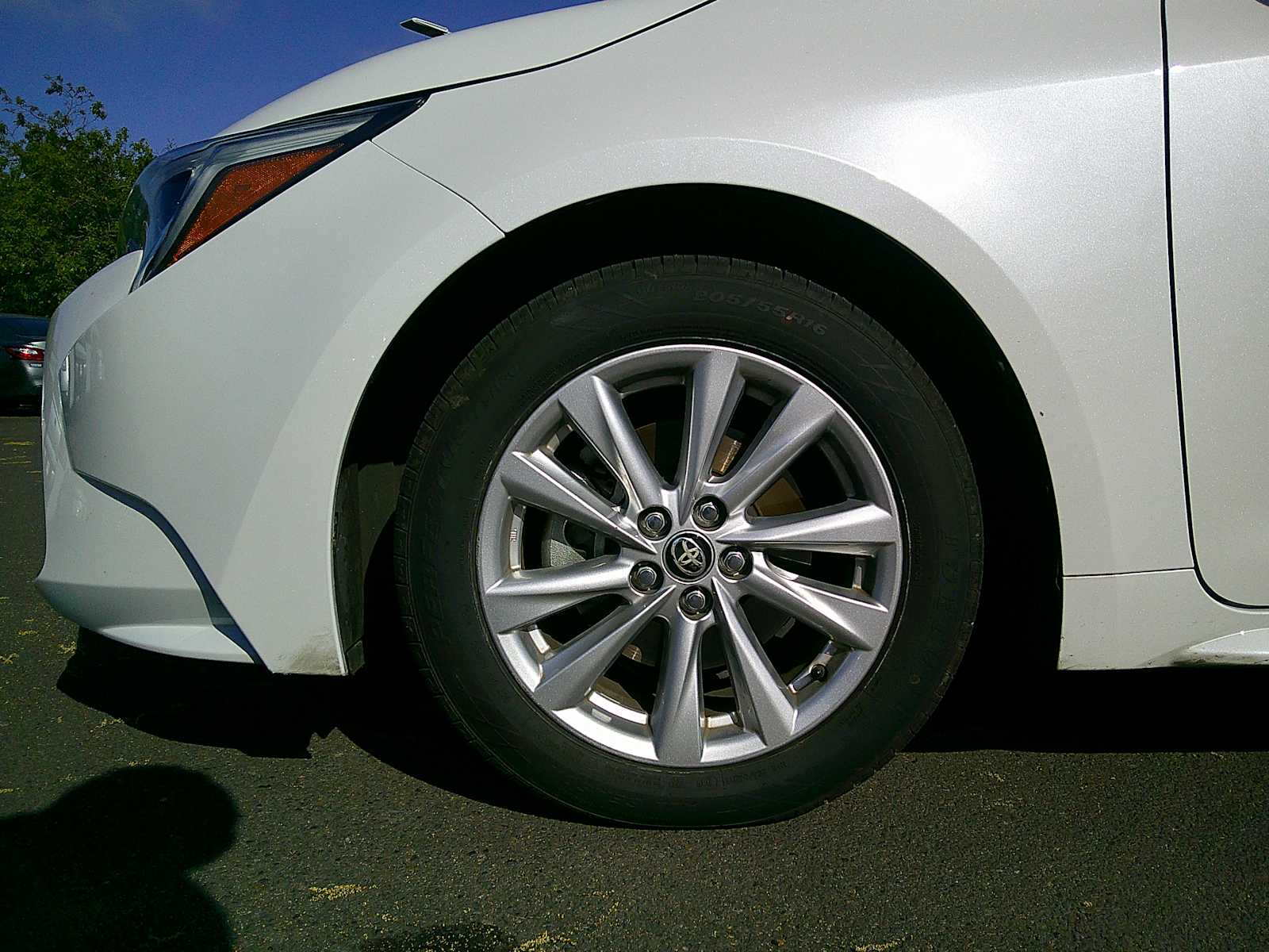 Thumbnail: 2024 Toyota Corolla - 9